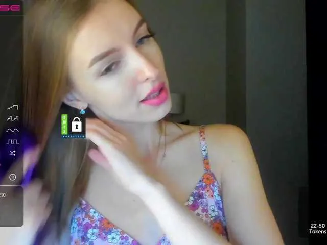 Live sex webcam photo for MissFentasy1 #274310607