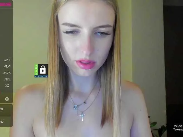 Live sex webcam photo for MissFentasy1 #274588562