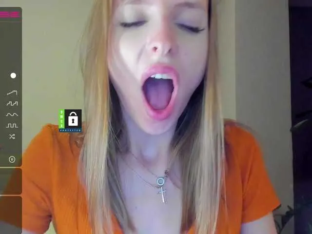 Live sex webcam photo for MissFentasy1 #275153483