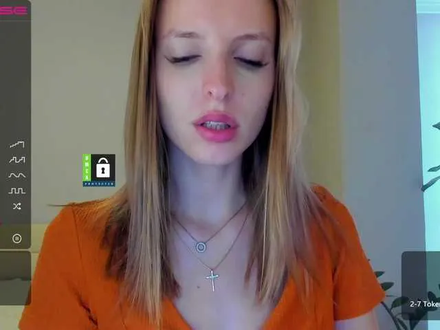 Live sex webcam photo for MissFentasy1 #275202968
