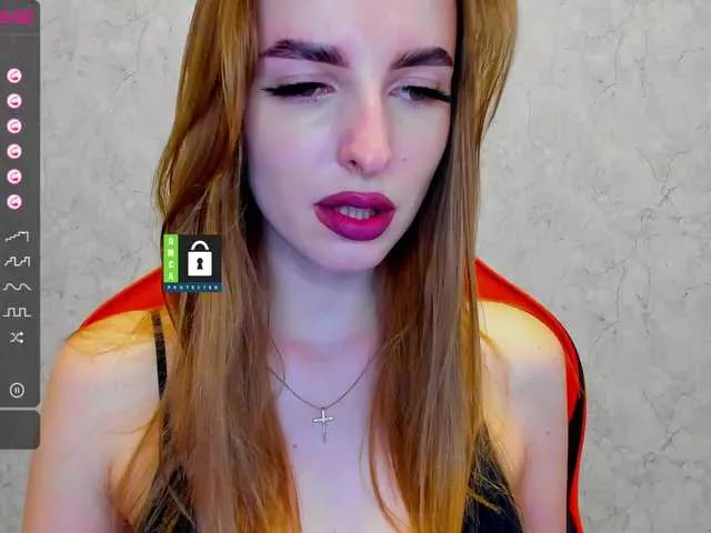 Live sex webcam photo for MissFentasy1 #275657630