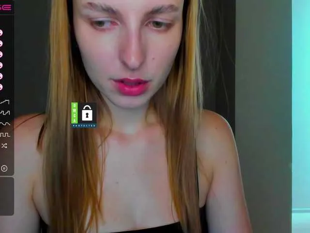 Live sex webcam photo for MissFentasy1 #275996297
