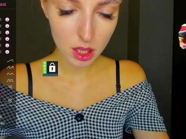 Live sex webcam photo for MissFentasy1 #276279578