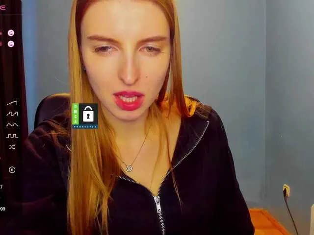 Live sex webcam photo for MissFentasy1 #276480723