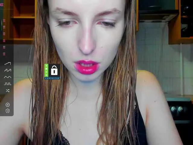 Live sex webcam photo for MissFentasy1 #276705106