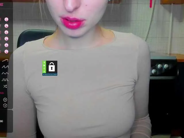 Live sex webcam photo for MissFentasy1 #276939755
