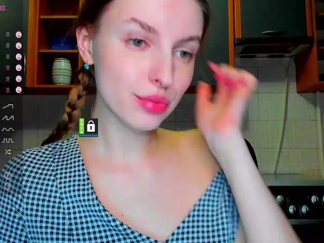 Live sex webcam photo for MissFentasy1 #277237595