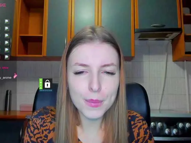 Live sex webcam photo for MissFentasy1 #277445947