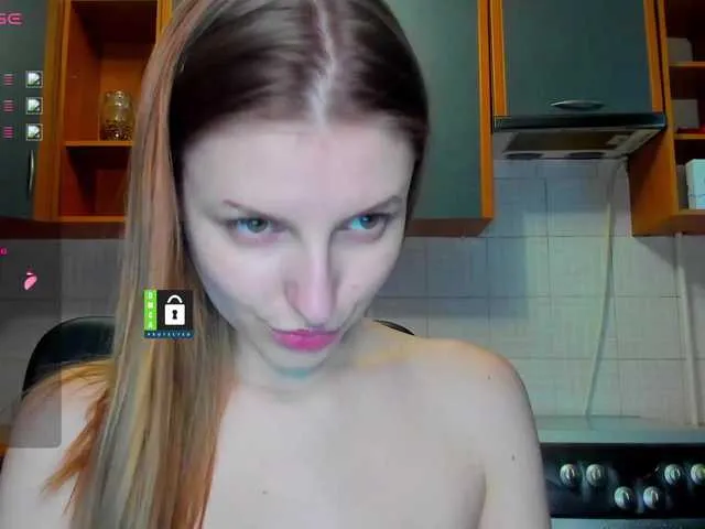 Live sex webcam photo for MissFentasy1 #277656918
