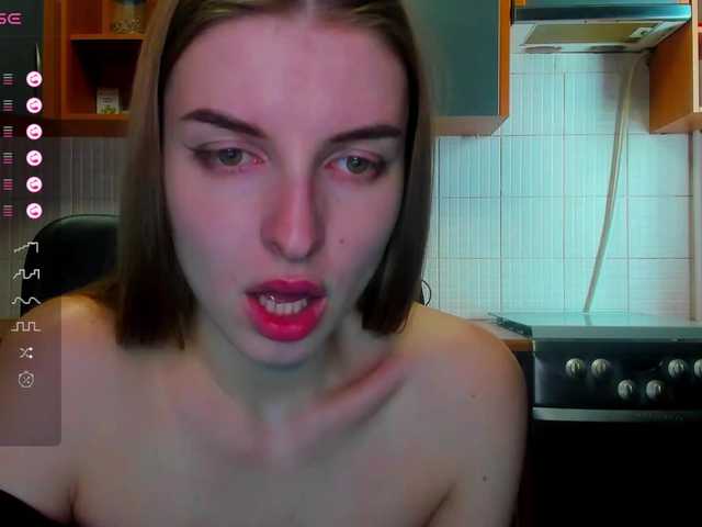 Live sex webcam photo for MissFentasy1 #277796954