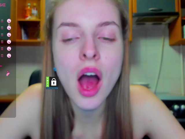 Live sex webcam photo for MissFentasy1 #277876638
