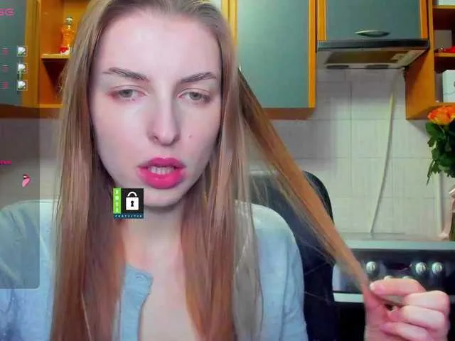 Live sex webcam photo for MissFentasy1 #277935506