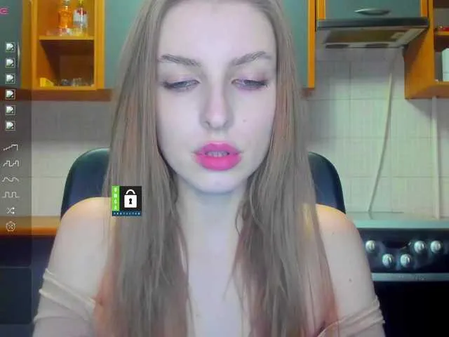 Live sex webcam photo for MissFentasy1 #277995386