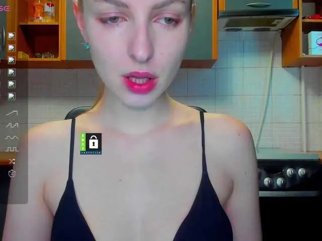 Live sex webcam photo for MissFentasy1 #277998186
