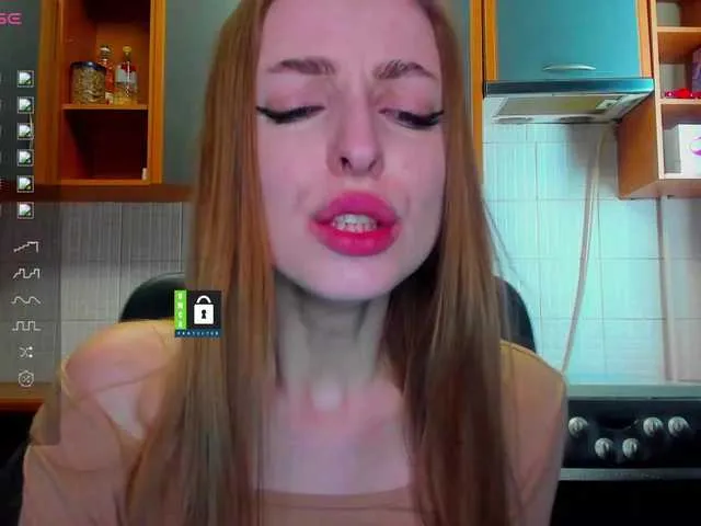 Live sex webcam photo for MissFentasy1 #278037053
