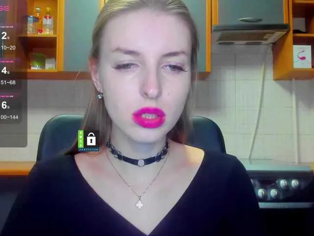 Live sex webcam photo for MissFentasy1 #288088832