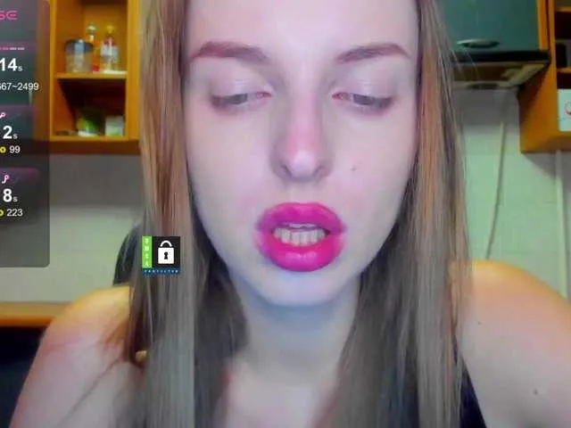 Live sex webcam photo for MissFentasy1 #289323572