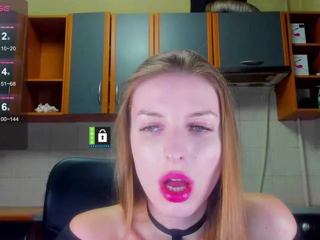 Live sex webcam photo for MissFentasy1 #290351291
