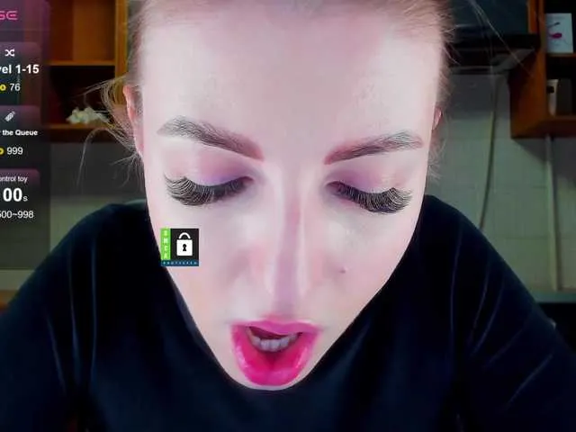 Live sex webcam photo for MissFentasy1 #290438160