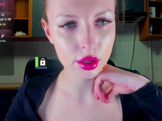 Live sex webcam photo for MissFentasy1 #290643997