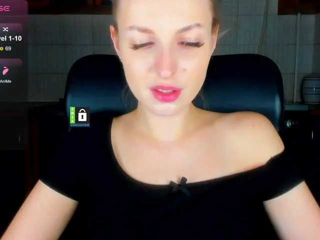 Live sex webcam photo for MissFentasy1 #291031191