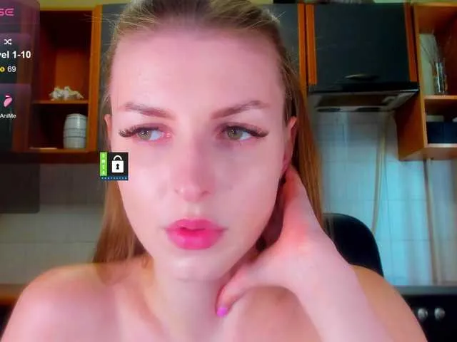 Live sex webcam photo for MissFentasy1 #291103650