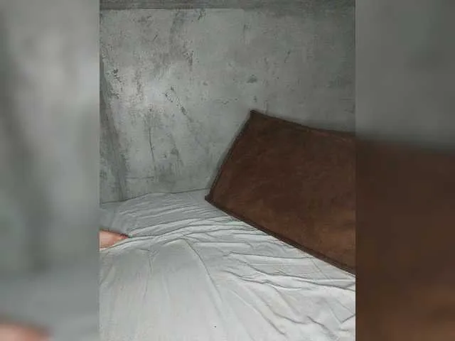 Live sex webcam photo for MissIzi #273958888