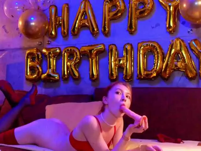 Live sex webcam photo for MissIzi #276726907