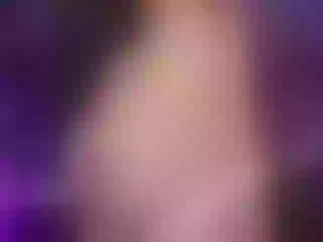Live sex webcam photo for MissKiarra #291776533