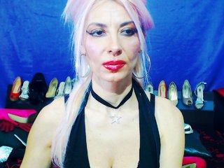 Live sex webcam photo for MissLaraHoney #205277433