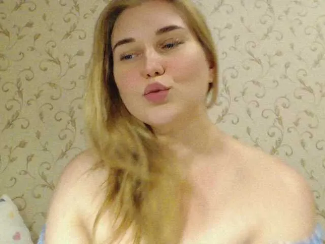 Live sex webcam photo for MissLilyAbrams #291396254