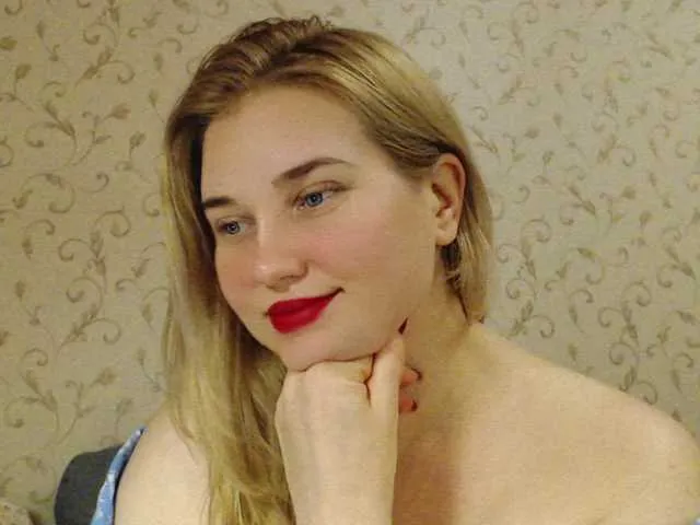 Live sex webcam photo for MissLilyAbrams #291781207