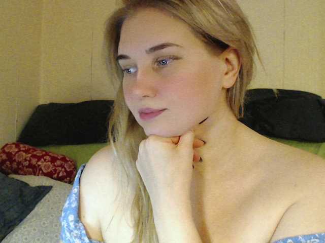 Live sex webcam photo for MissLilyAbrams #292151253