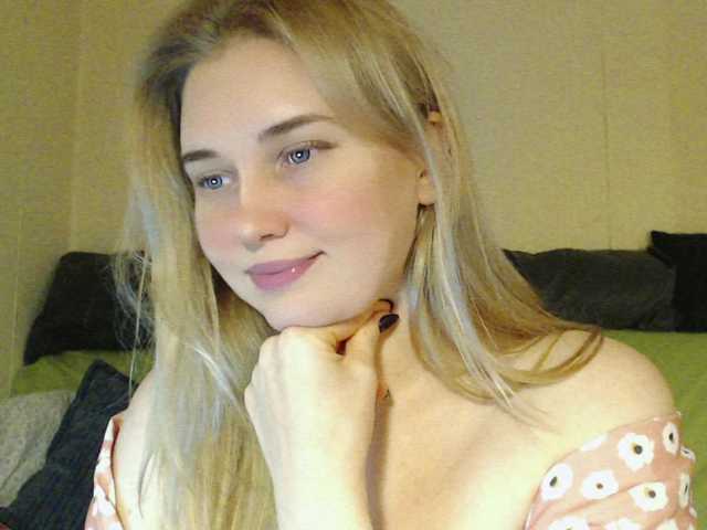 Live sex webcam photo for MissLilyAbrams #292384809