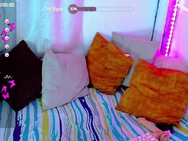 Live sex webcam photo for MissLua #275949109