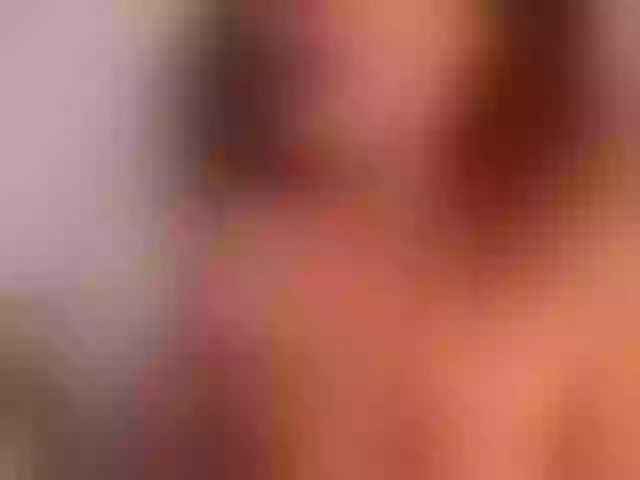 Live sex webcam photo for MissLullu #287573662