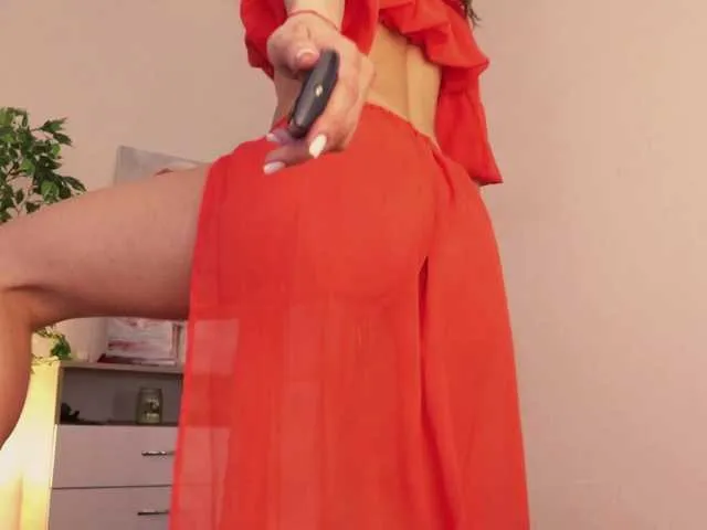 Live sex webcam photo for MissLullu #290828177