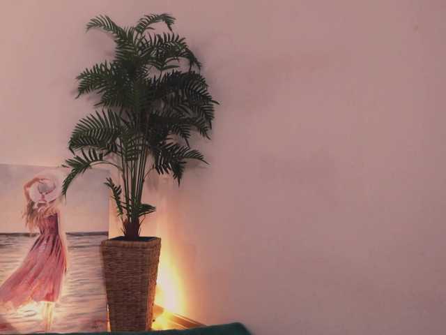 Live sex webcam photo for MissLullu #291206306