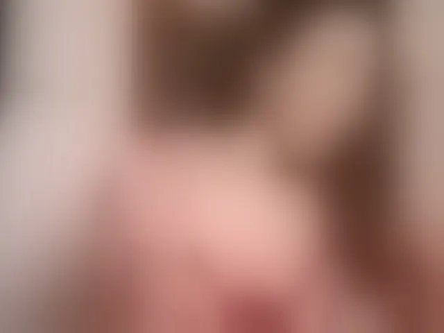 Live sex webcam photo for MissLullu #292674207