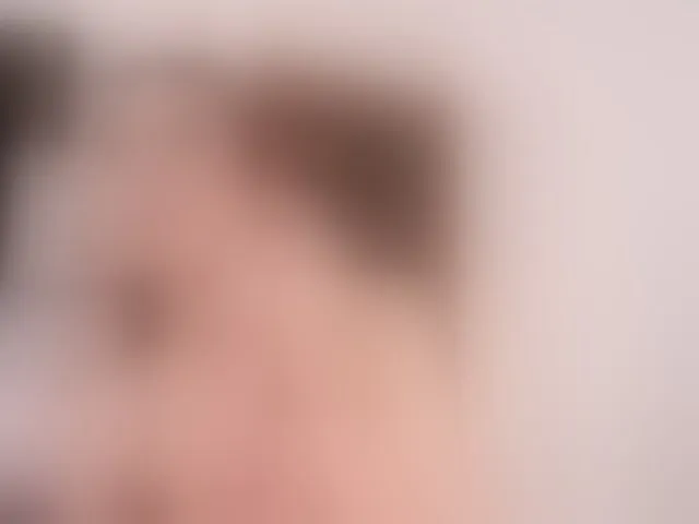 Live sex webcam photo for MissLullu #293172825