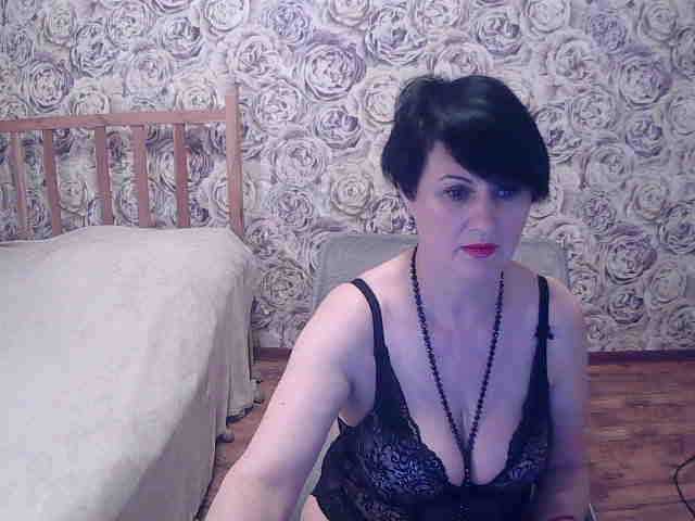 Live sex webcam photo for MissMarsel #273191159