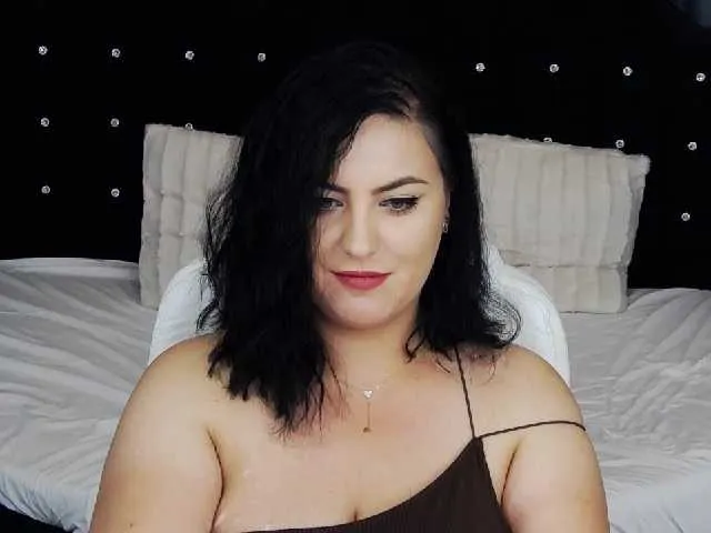 Live sex webcam photo for MissMaze #274378839