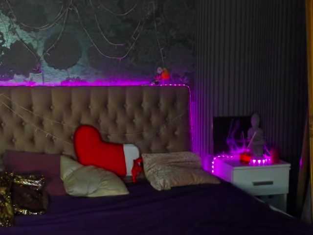 Live sex webcam photo for MissMillss #290351703
