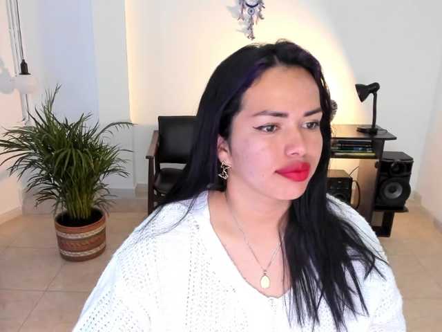 Live sex webcam photo for MissMorgana #273729866