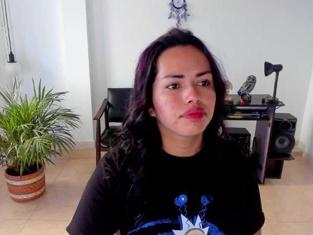 Live sex webcam photo for MissMorgana #273898119
