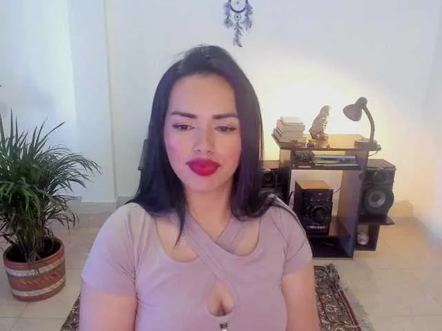 Live sex webcam photo for MissMorgana #274097532
