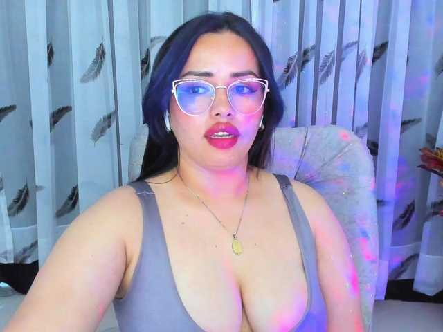 Live sex webcam photo for MissMorgana #275518165