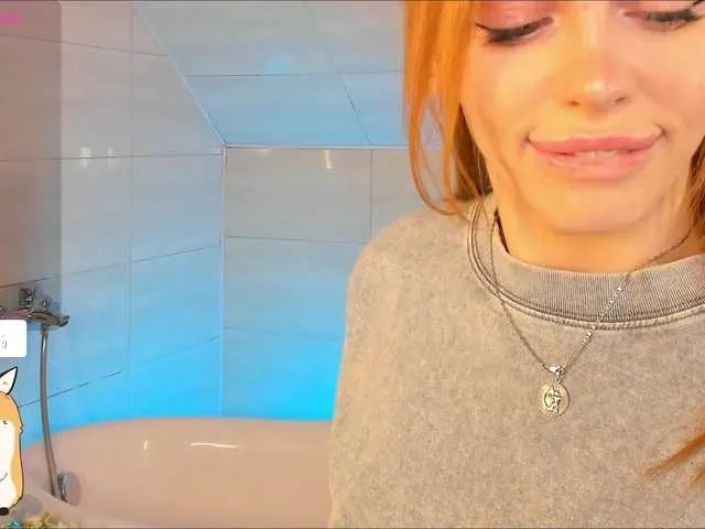 Live sex webcam photo for MissRedFox #291042626