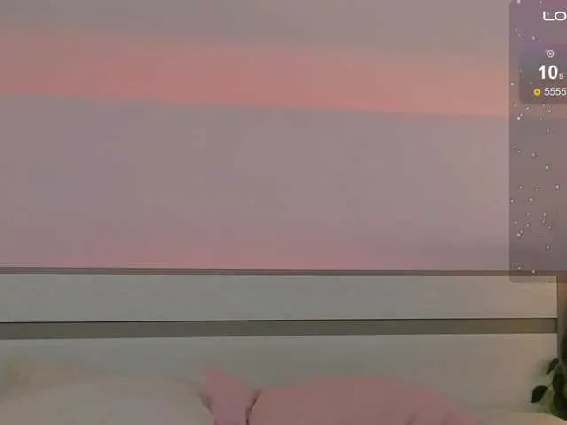 Live sex webcam photo for MissRedFox #291267283