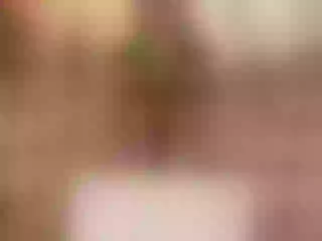 Live sex webcam photo for MissSandraa #276352846